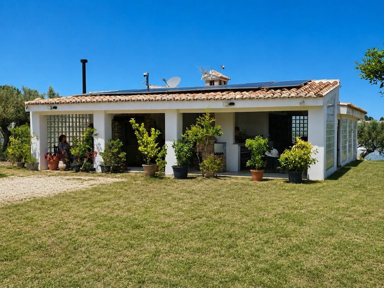 Country House for Sale in Canal De Navarres, Valencia 1