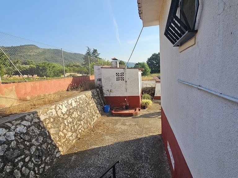 Country House for Sale in Inland, Canals, Valencia 28