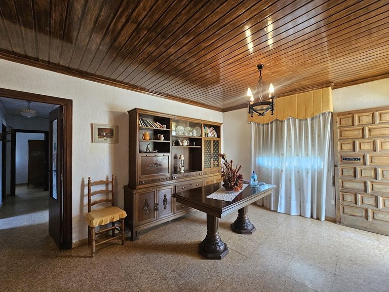 Country House for Sale in Inland, Canals, Valencia 9