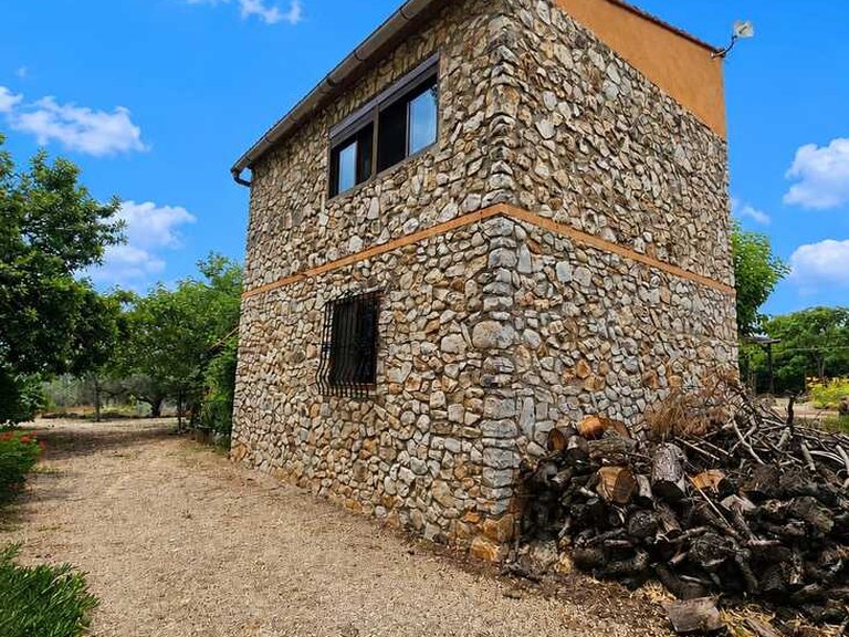 Country House for Sale in Inland, Chella, Valencia 5
