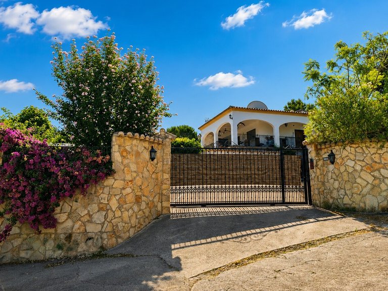 Country House for Sale in Pla de Corrals, Xativa, Valencia 5