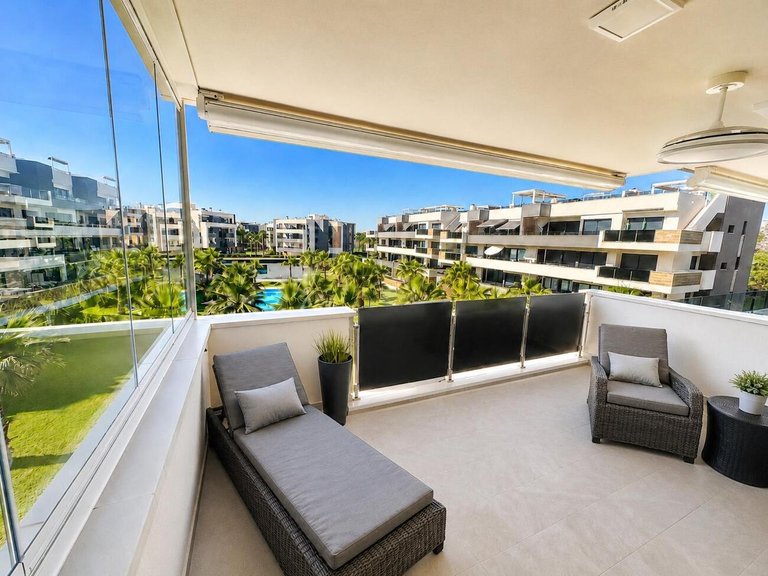 Apartment for Sale in Costa Blanca Los Almendros (orihuela-costa), Alicante 1