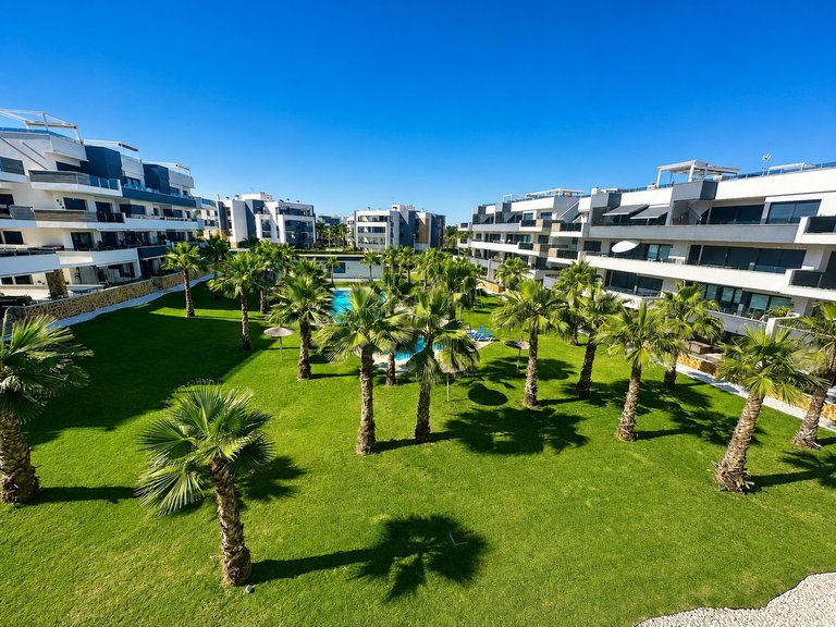 Apartment for Sale in Costa Blanca Los Almendros (orihuela-costa), Alicante 2