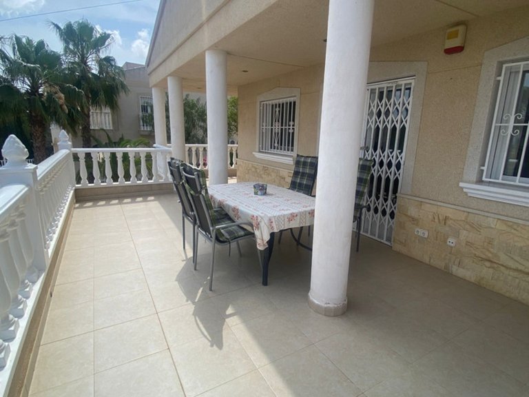 Villa for Sale in Inland Algorfa, Alicante 37