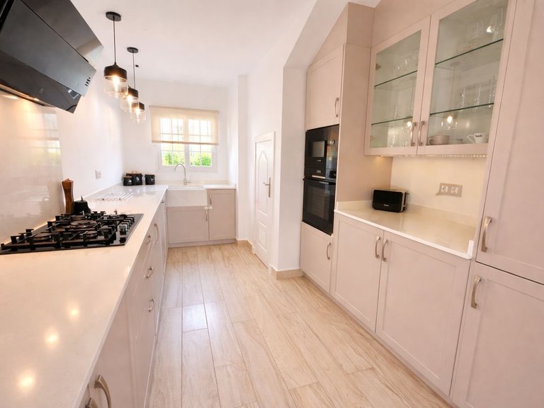 Villa for Sale in Inland Los Dolses, Alicante 7