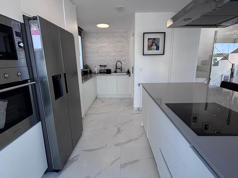 Villa for Sale in Costa Blanca Villamartin, Alicante 3