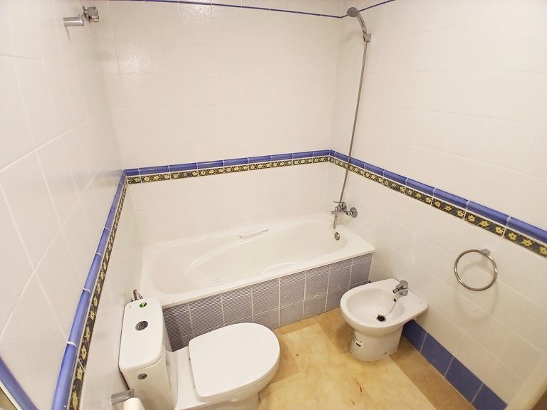 Villa for Sale in Villamartin, Alicante 18