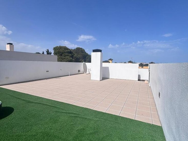 Villa for Sale in Costa Blanca Villamartin, Alicante 43