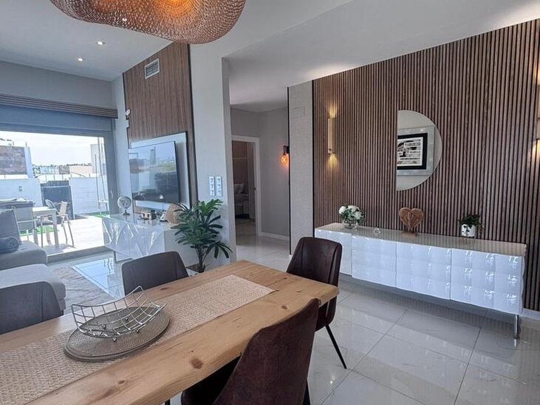 Villa for Sale in Costa Blanca Villamartin, Alicante 8