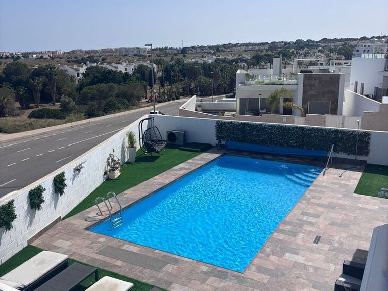 Villa for Sale in Costa Blanca Villamartin, Alicante 34