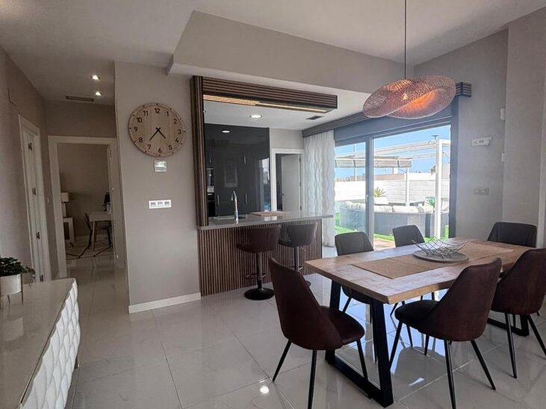 Villa for Sale in Costa Blanca Villamartin, Alicante 7