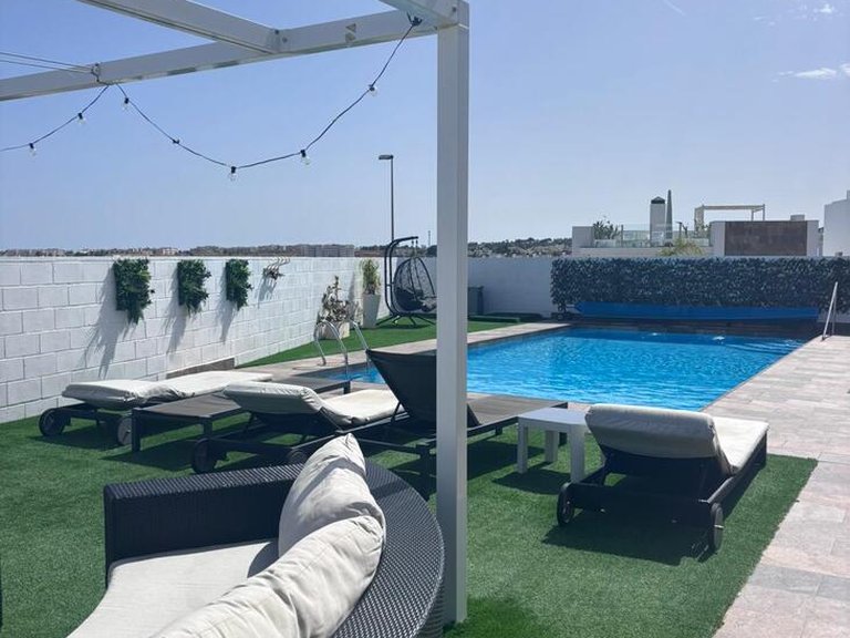 Villa for Sale in Costa Blanca Villamartin, Alicante 36