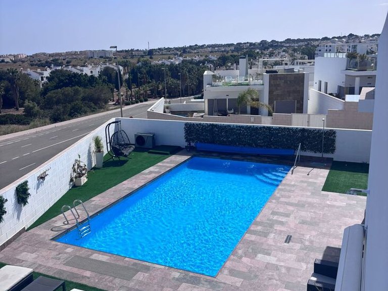 Villa for Sale in Costa Blanca Villamartin, Alicante 46