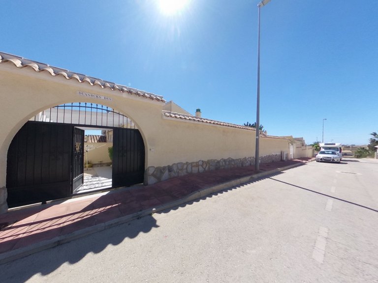 Villa for Sale in Costa Blanca Villamartin, Alicante 37