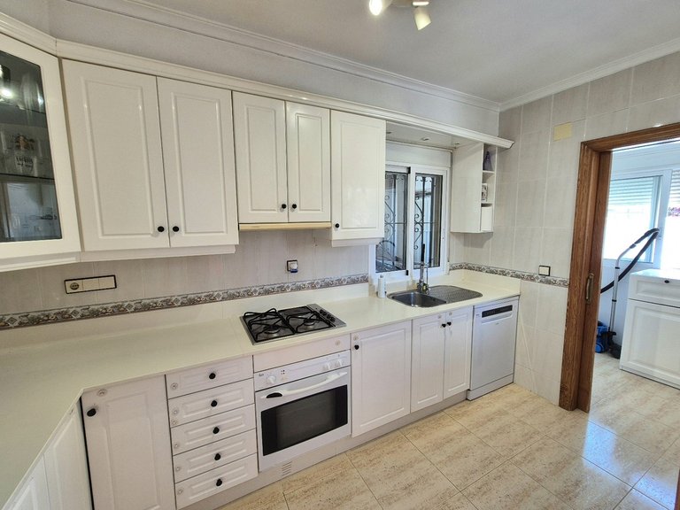 Villa for Sale in Inland San Miguel De Salinas, Alicante 13