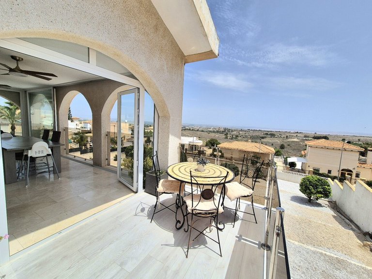 Villa for Sale in Inland San Miguel De Salinas, Alicante 9