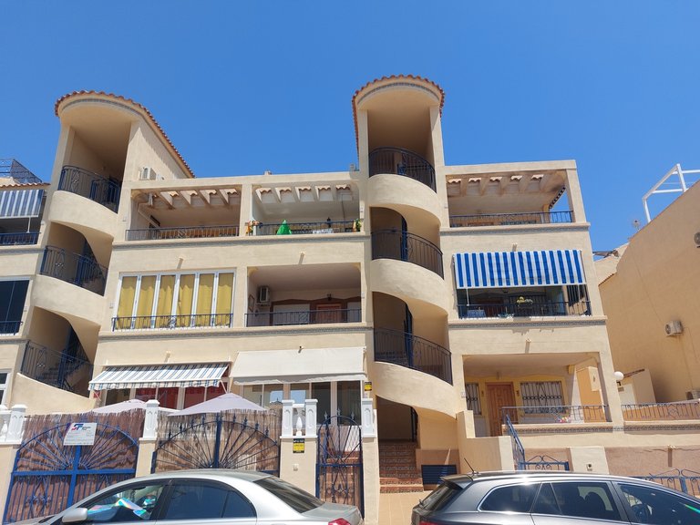 Apartment for Sale in Punta Prima, Alicante 1