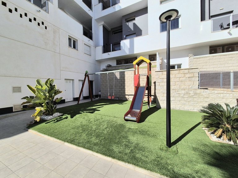 Apartment for Sale in Villamartin, Alicante 7