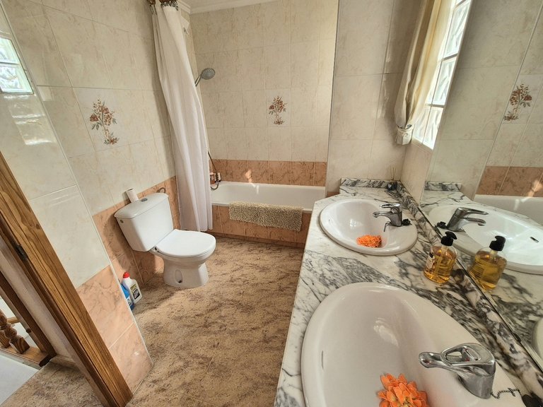 Villa for Sale in Los Altos, Alicante 20
