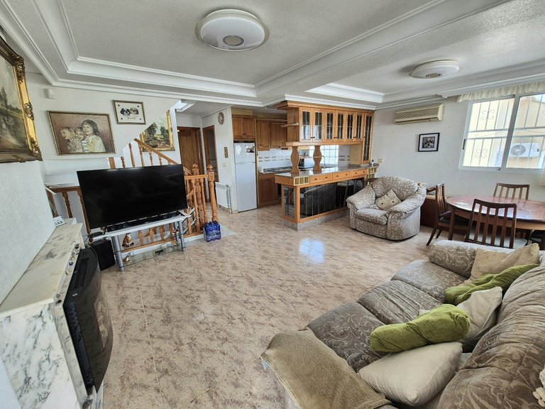 Villa for Sale in Los Altos, Alicante 11