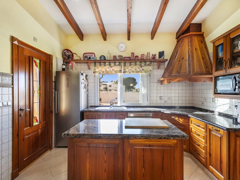 Villa for Sale in Costa Blanca Torrevieja, Alicante 17