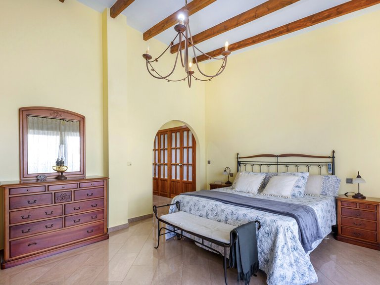 Villa for Sale in Costa Blanca Torrevieja, Alicante 24