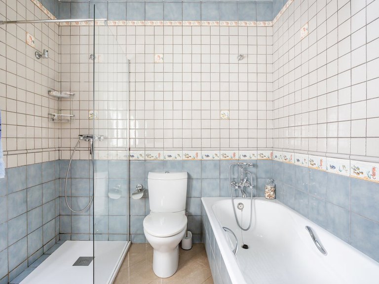 Villa for Sale in Costa Blanca Torrevieja, Alicante 35