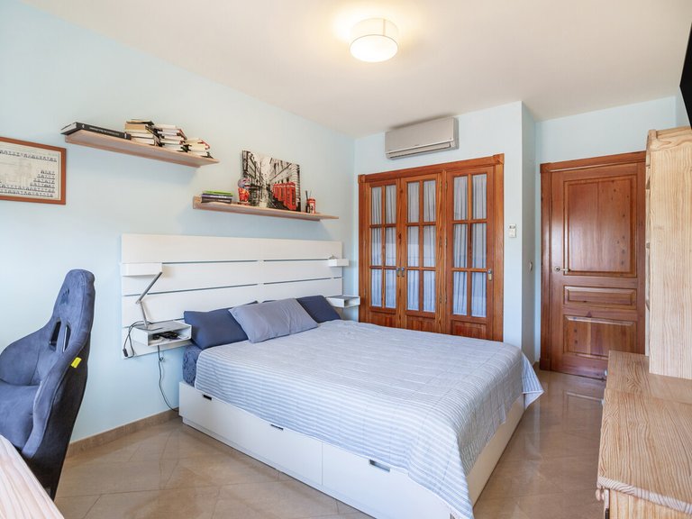 Villa for Sale in Costa Blanca Torrevieja, Alicante 39
