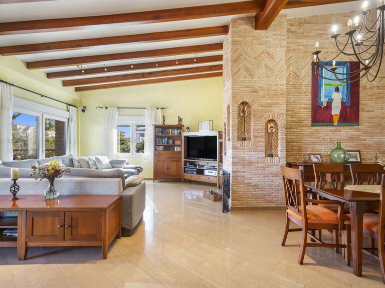 Villa for Sale in Costa Blanca Torrevieja, Alicante 10