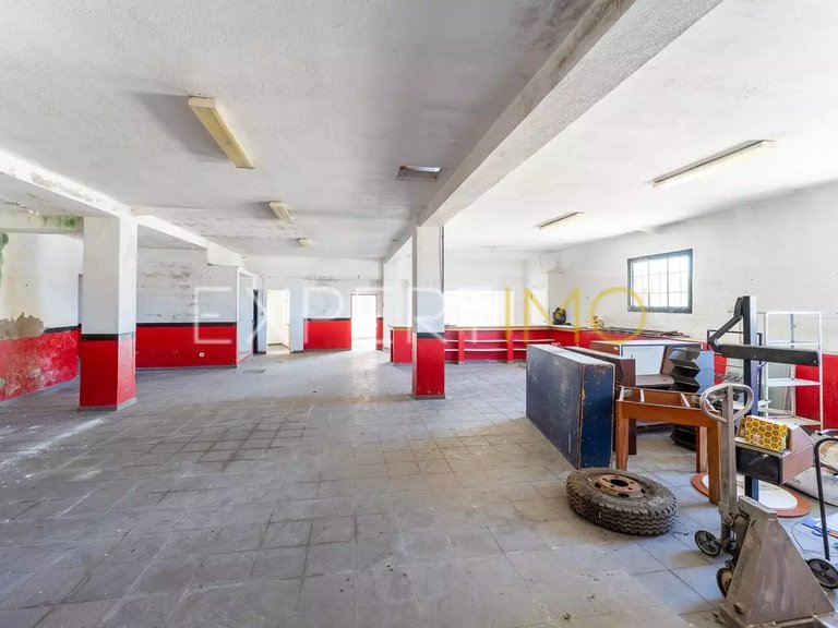 Commercial for Rent in São Pedro De Tomar, Tomar, Portugal 2