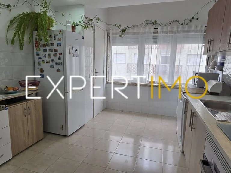 Apartment for Sale in Algueirão-mem Martins, Sintra, Portugal 23