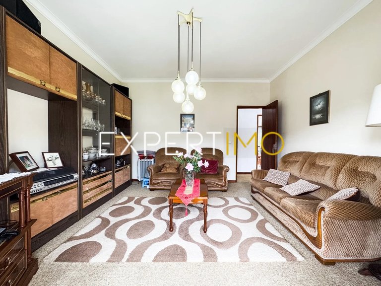 Villa for Sale in Ceira, Beira Litoral, Portugal 10