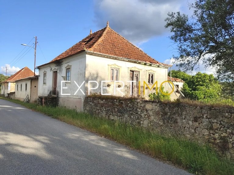 Plot for Sale in Vila Cã, Pombal, Portugal 1