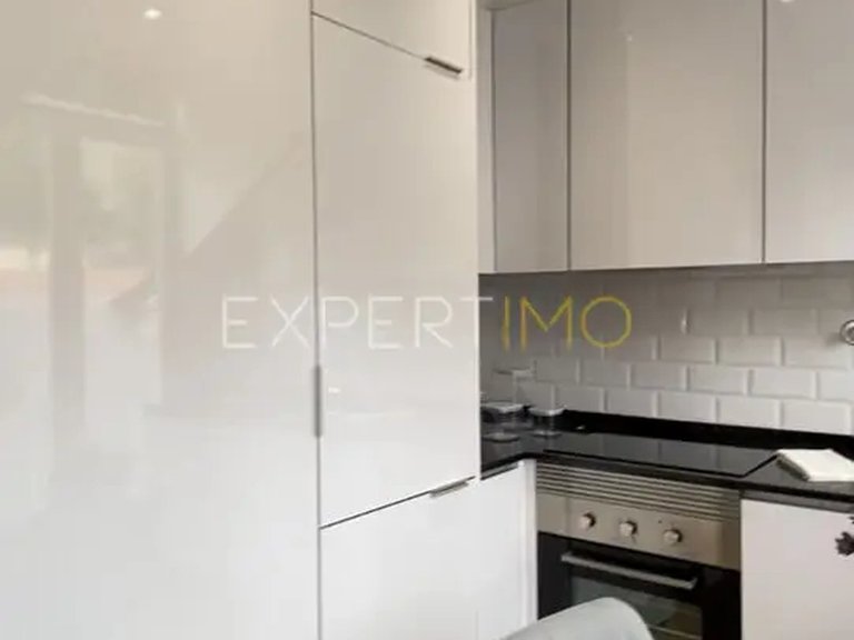 Apartment for Sale in São Vicente De Fora, Lisbon, Portugal 4