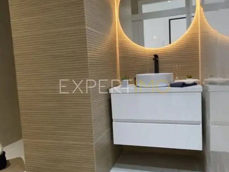 Apartment for Sale in São Vicente De Fora, Lisbon, Portugal 9