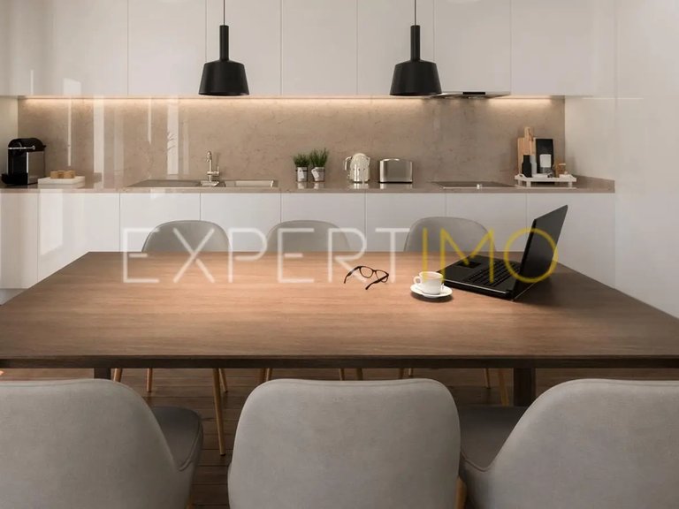 Villa for Sale in Portimão, Portimão, Portugal 10