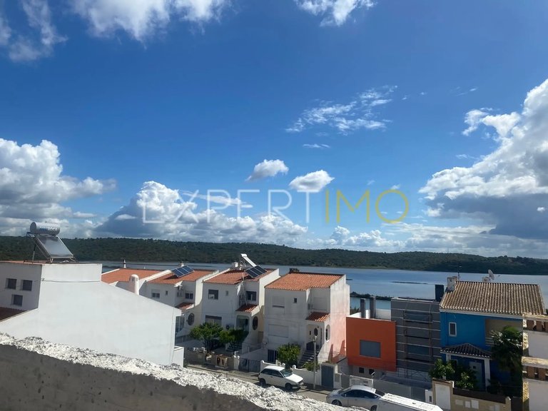 Villa for Sale in Portimão, Portimão, Portugal 2