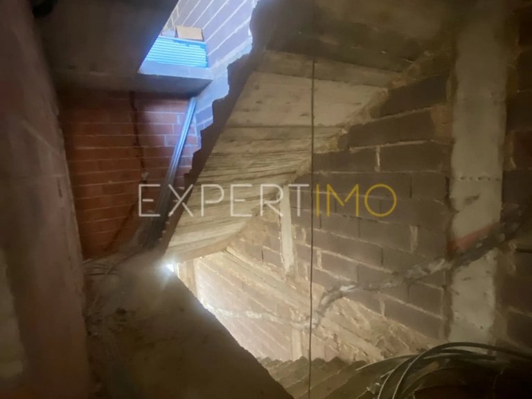 Villa for Sale in Portimão, Portimão, Portugal 23