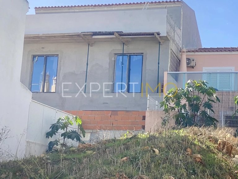 Villa for Sale in Portimão, Portimão, Portugal 44