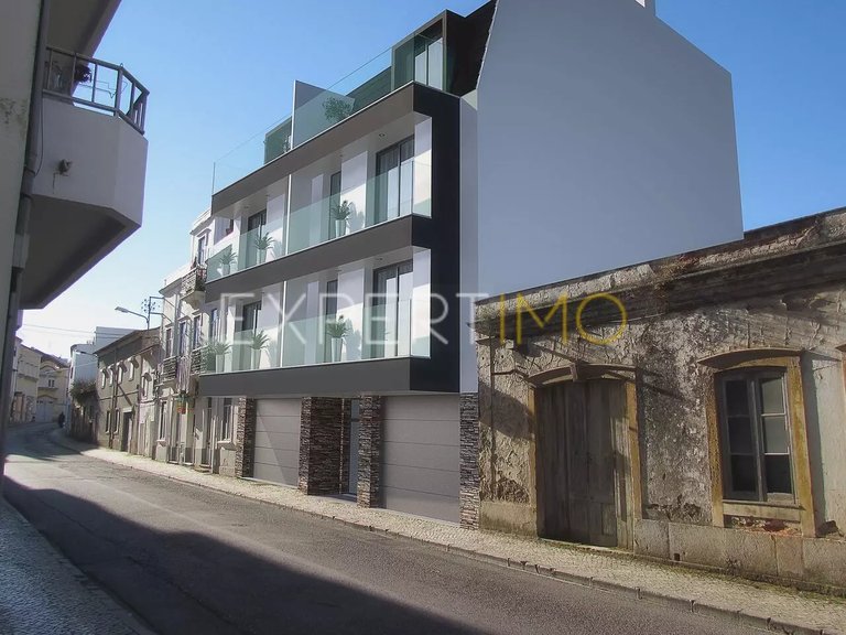 Villa for Sale in Alcobaça, Alcobaça, Portugal 3