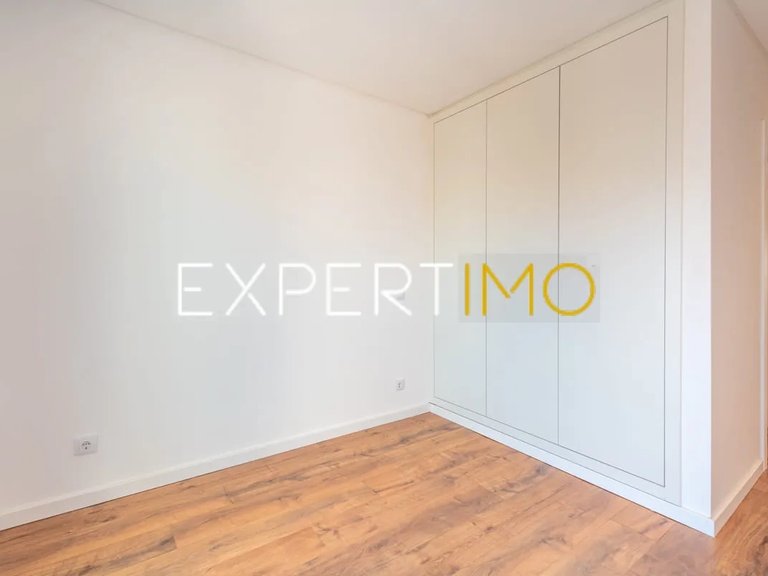 Apartment for Sale in Portimão, Portimão, Portugal 28