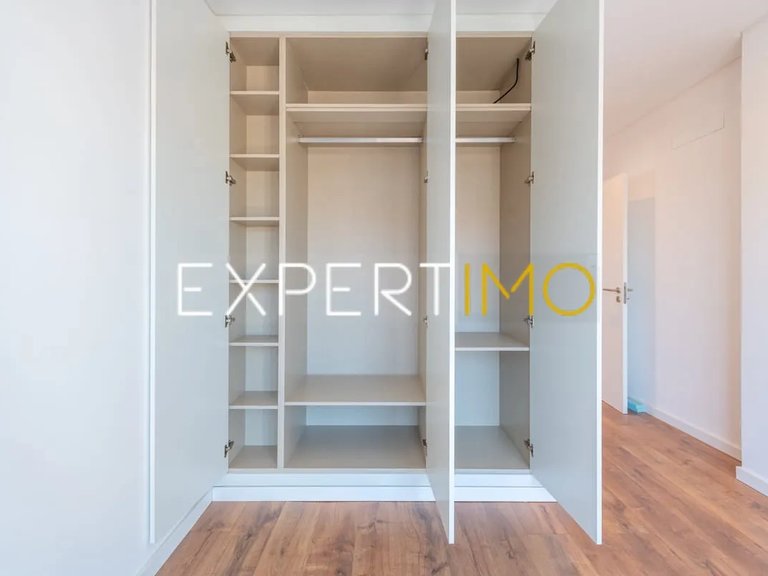 Apartment for Sale in Portimão, Portimão, Portugal 30