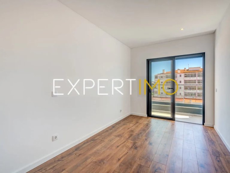 Apartment for Sale in Portimão, Portimão, Portugal 32