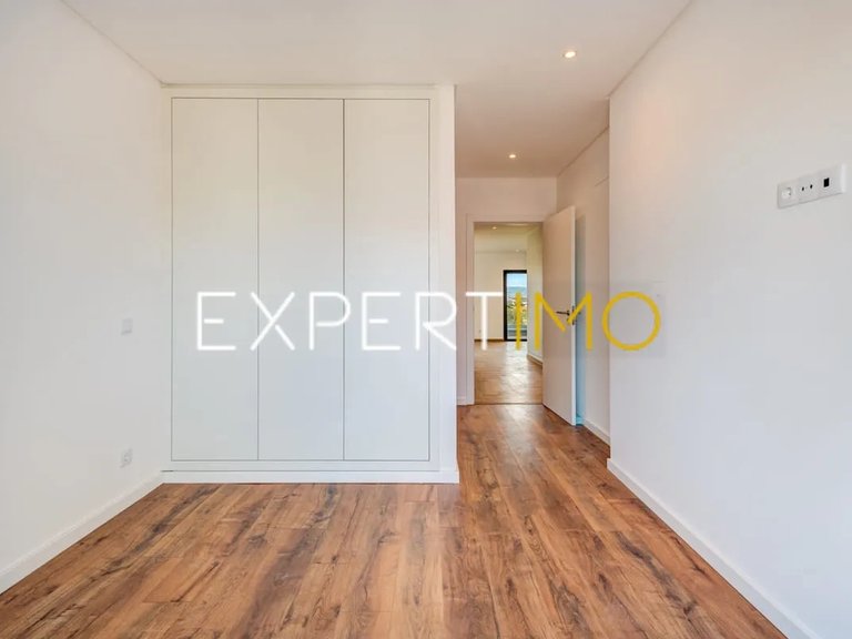 Apartment for Sale in Portimão, Portimão, Portugal 33