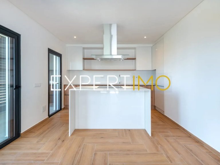 Apartment for Sale in Portimão, Portimão, Portugal 6