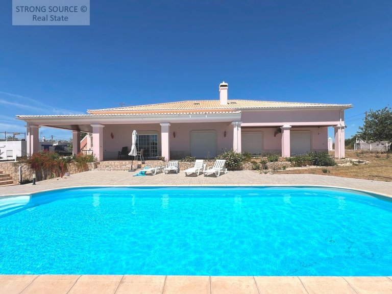 Villa for Sale in Altura, Castro Marim 2