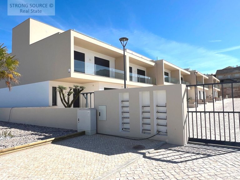 Villa for Sale in Areia Branca, Lourinhã, Lourinhã 10