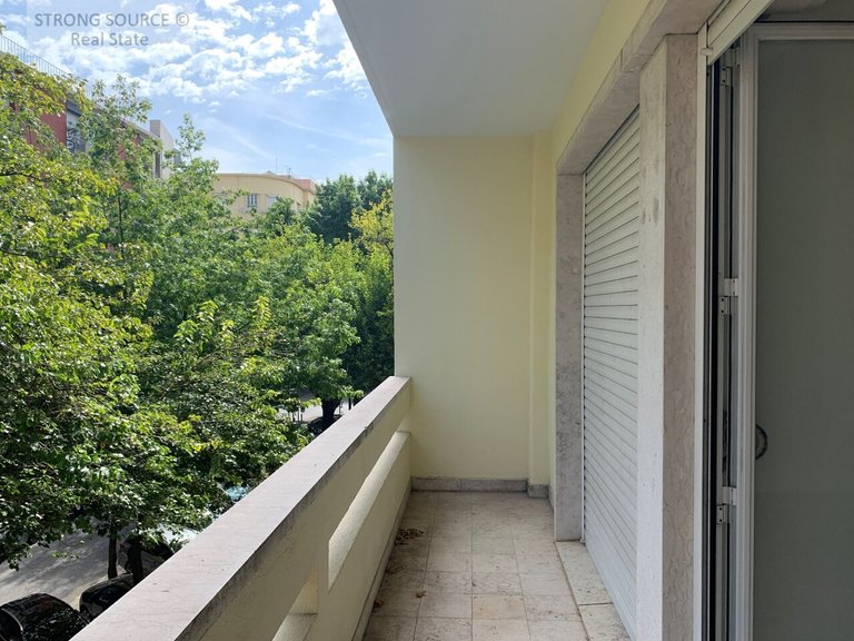 Apartment for Rent in Avenidas Novas, Lisbon 23