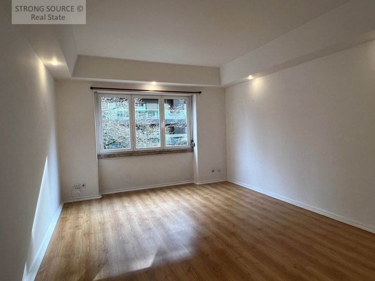 Apartment for Rent in Avenidas Novas, Lisbon 4