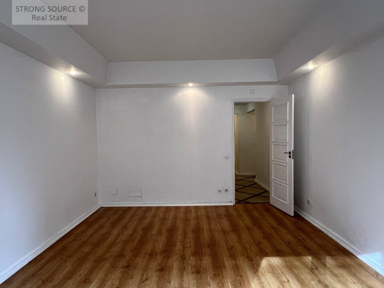 Apartment for Rent in Avenidas Novas, Lisbon 8